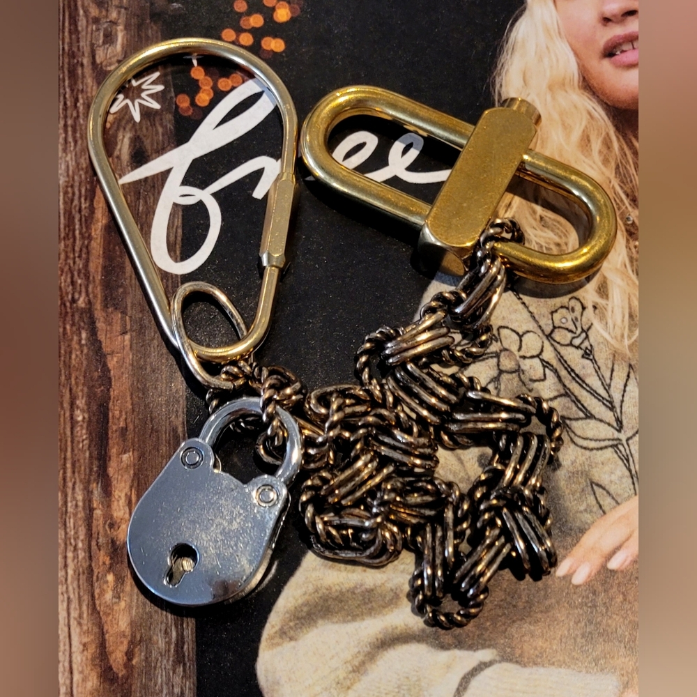 FREE PEOPLE Bag Charm Key Chain - Picture 2 of 6